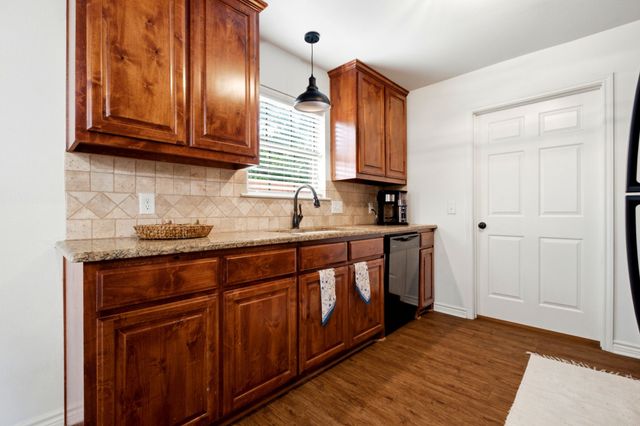 315 Stone Street, Collinsville, TX 76233