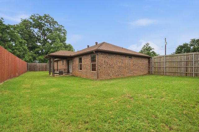 315 Stone Street, Collinsville, TX 76233