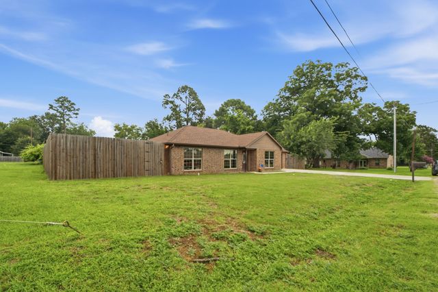 315 Stone Street, Collinsville, TX 76233