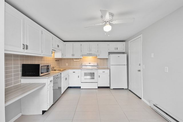 91 Pleasant St C11, Medfield, MA 02052