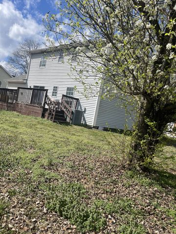 3285 Towne Village Rd, Antioch, TN 37013