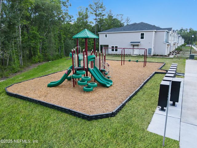2225 WINDWARD CAY Lane, Middleburg, FL 32068