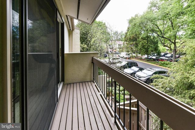 11701 NEWBRIDGE CT, Reston, VA 20191