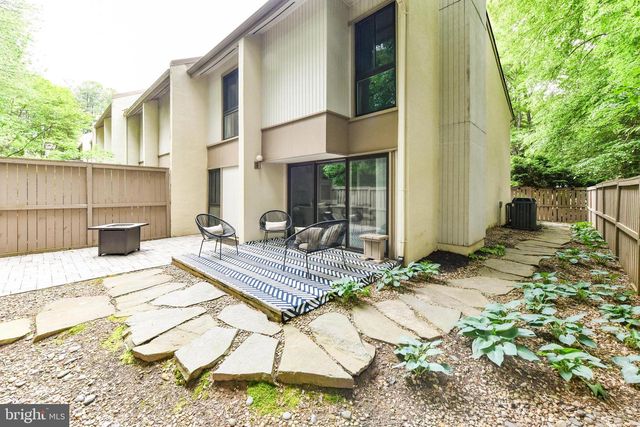 11701 NEWBRIDGE CT, Reston, VA 20191