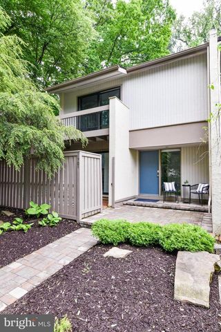 11701 NEWBRIDGE CT, Reston, VA 20191