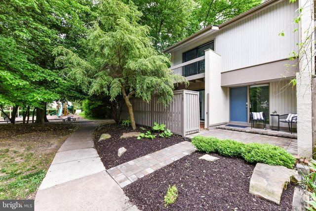 11701 NEWBRIDGE CT, Reston, VA 20191
