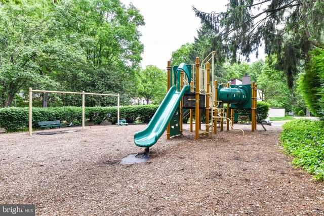 11701 NEWBRIDGE CT, Reston, VA 20191