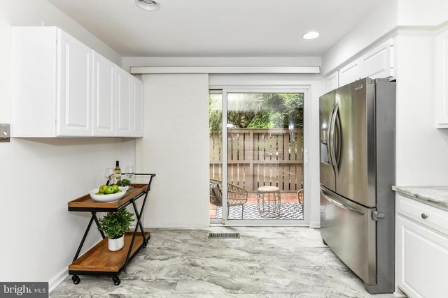 11701 NEWBRIDGE CT, Reston, VA 20191