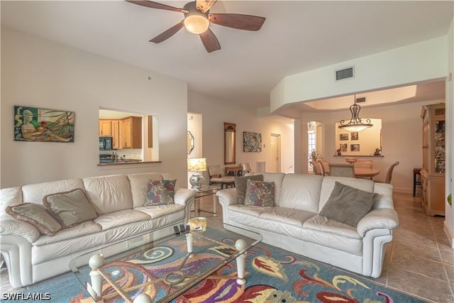 8070 Players Cove DR 102, Naples, FL 34113