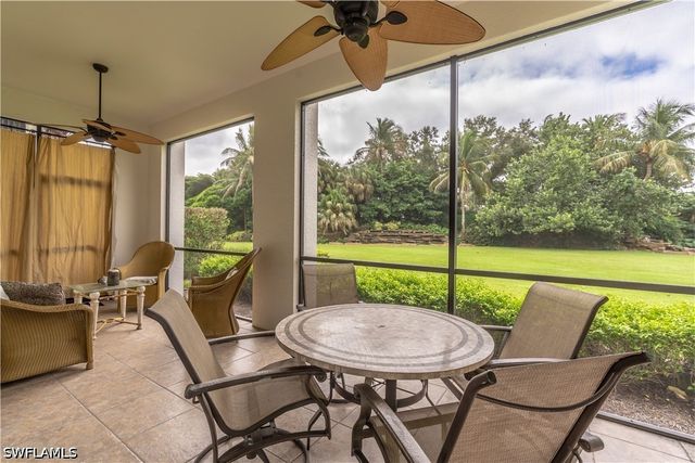 8070 Players Cove DR 102, Naples, FL 34113