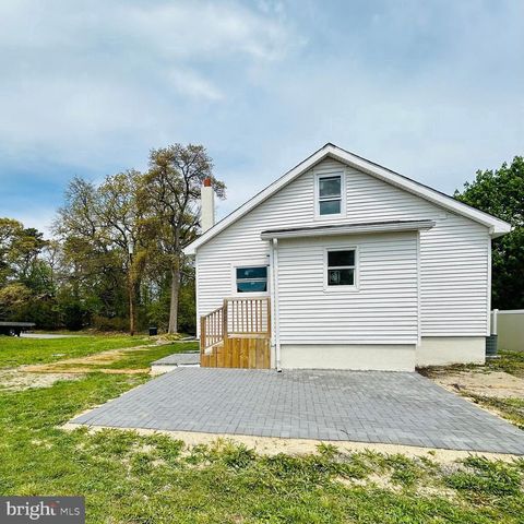 352 ROOSEVELT AVE, Lindenwold, NJ 08021