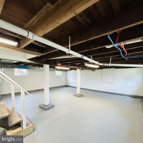 352 ROOSEVELT AVE, Lindenwold, NJ 08021