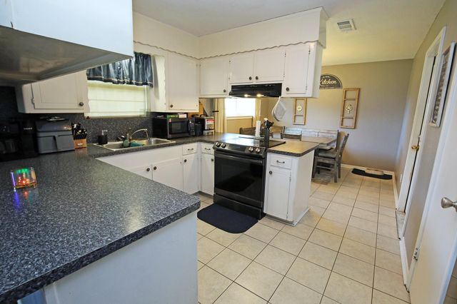 4406 B Bar Drive, Santa Fe, TX 77510