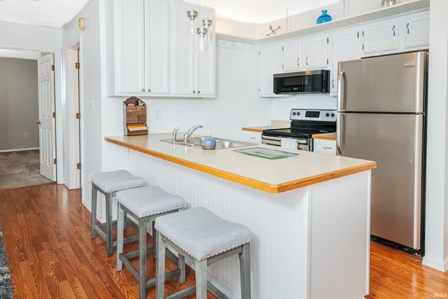 1324 S College Mall Road, Bloomington, IN 47401