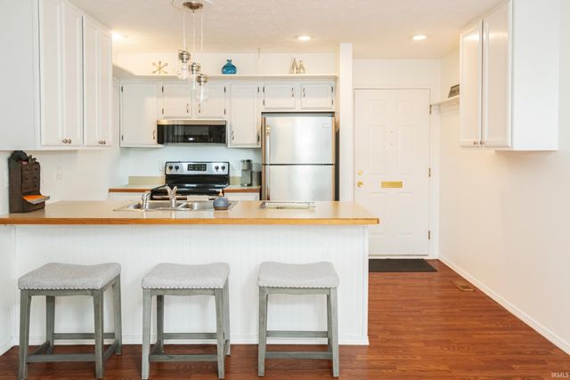 1324 S College Mall Road, Bloomington, IN 47401