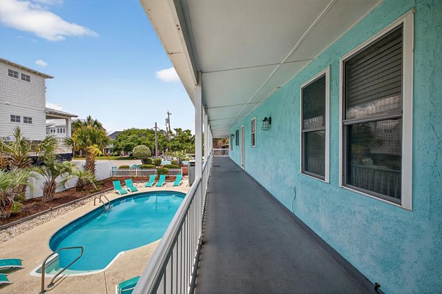 1885 Pompano Dr., Garden City Beach, SC 29576