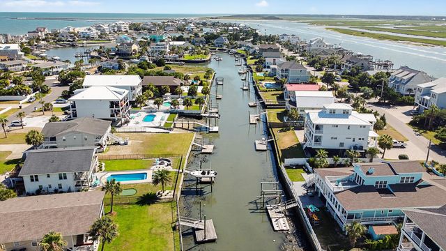 1885 Pompano Dr., Garden City Beach, SC 29576