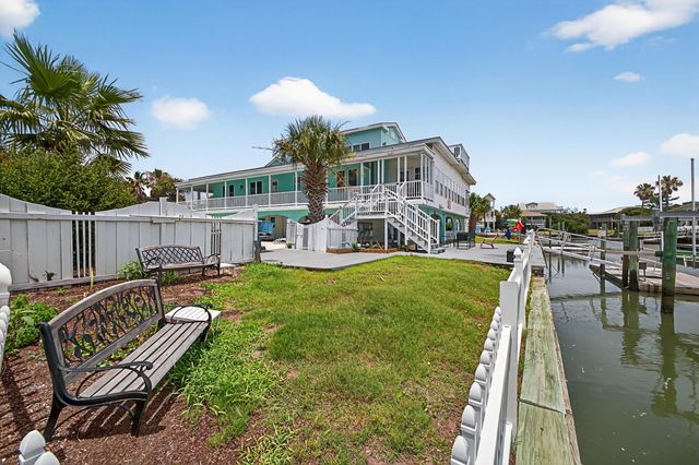1885 Pompano Dr., Garden City Beach, SC 29576