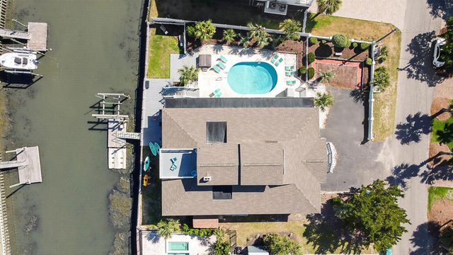 1885 Pompano Dr., Garden City Beach, SC 29576