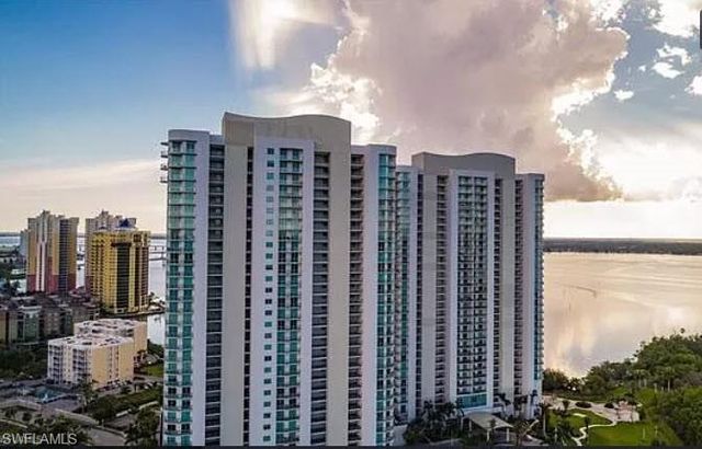 3000 Oasis Grand BLVD 401, Fort Myers, FL 33916