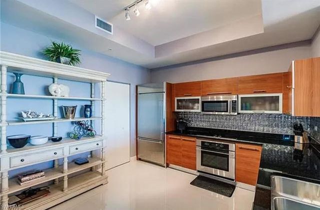 3000 Oasis Grand BLVD 401, Fort Myers, FL 33916