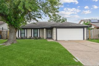 10723 Mackenzie Drive, Houston, TX 77086