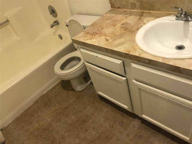 9696 Walnut Street 2103, Dallas, TX 75243