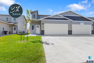 5707 E Avett Pl Place, Sioux Falls, SD 57108