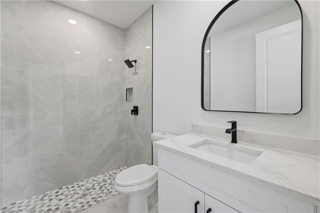 4030 Washington AVE, Fort Myers, FL 33916