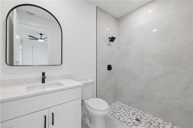 4030 Washington AVE, Fort Myers, FL 33916
