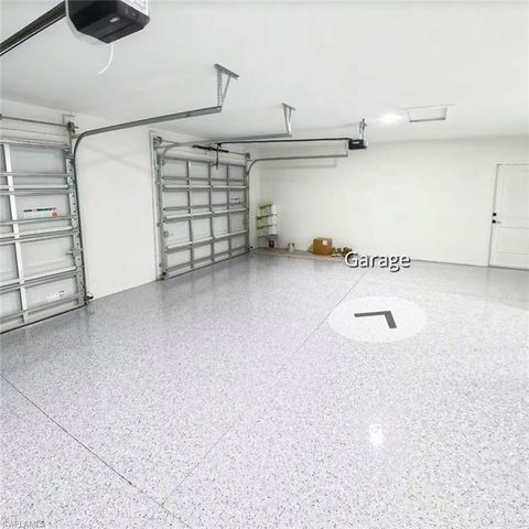 4030 Washington AVE, Fort Myers, FL 33916