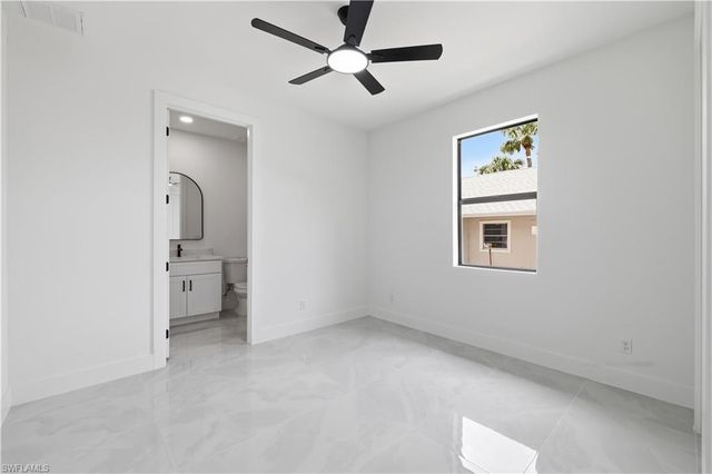 4030 Washington AVE, Fort Myers, FL 33916