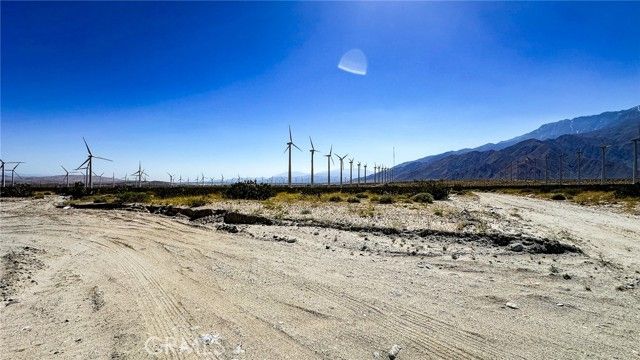 7 Dillon Road, Desert Hot Springs, CA 92240