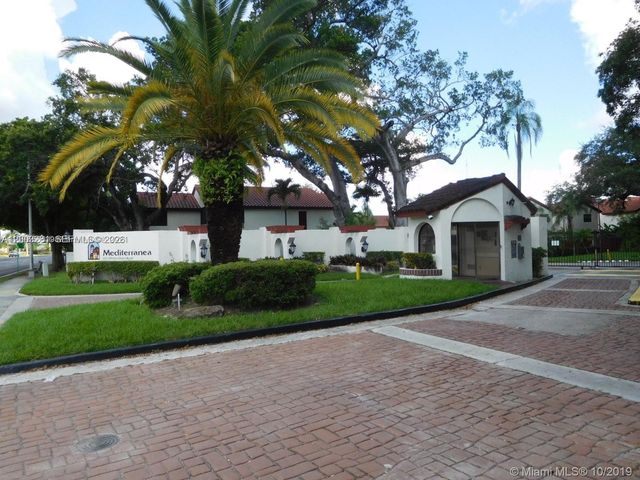 323 Ives Dairy Rd 323-06, Miami, FL 33179