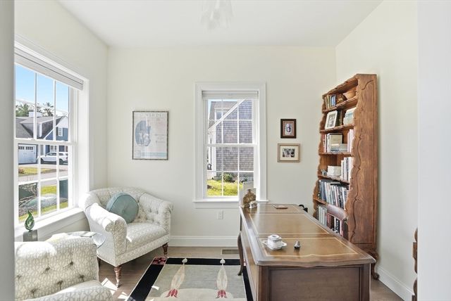 10 Cranberry Farm Rd, Plymouth, MA 02360