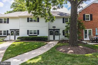 207 YARDLEY CMNS, Yardley, PA 19067
