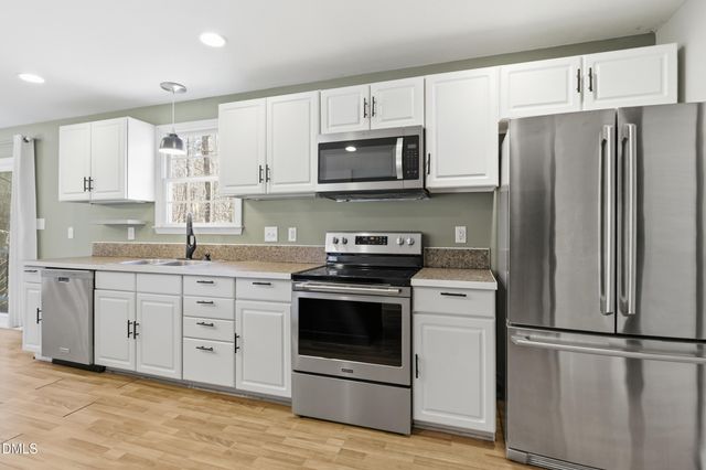 5522 Pleasant Woods Drive, Mebane, NC 27302