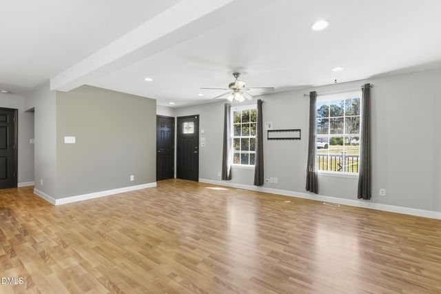 5522 Pleasant Woods Drive, Mebane, NC 27302