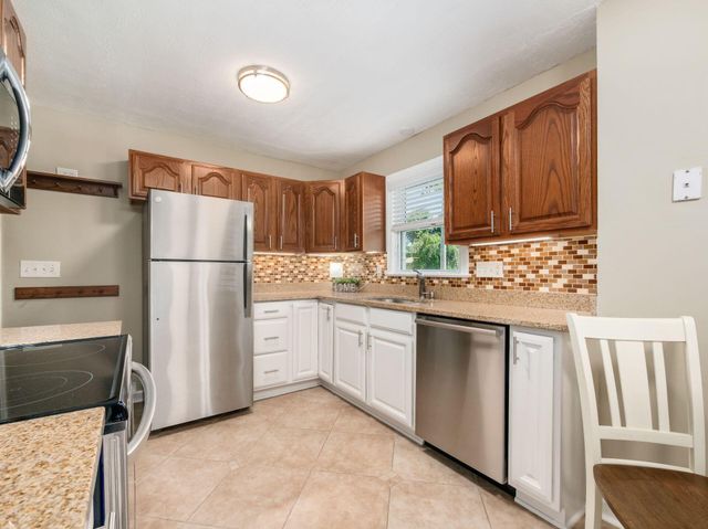 331 Kessler Street, Groveport, OH 43125