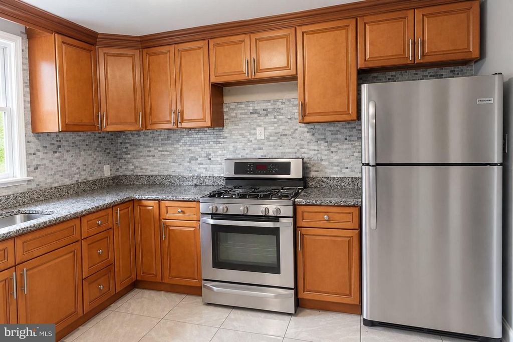 5945-5945 BINGHAM ST, Philadelphia, PA 19120 — photo 5