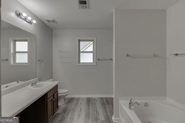 5854 Bridgeport Court, Flowery Branch, GA 30542