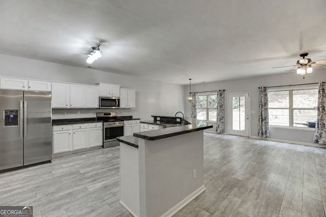 5854 Bridgeport Court, Flowery Branch, GA 30542