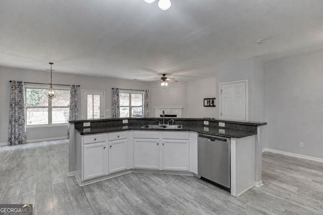 5854 Bridgeport Court, Flowery Branch, GA 30542