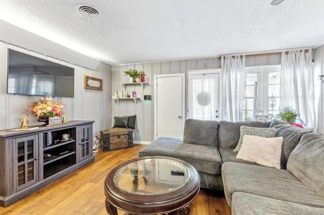 41 Bruce, Orange, TX 77630