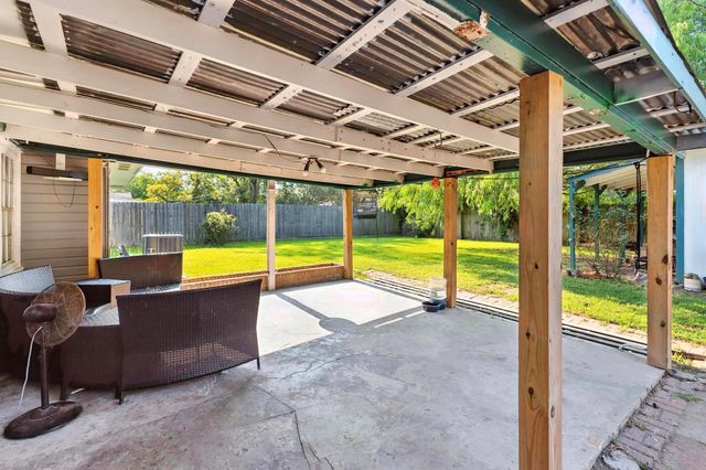 41 Bruce, Orange, TX 77630