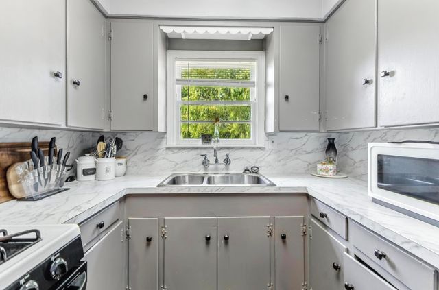 41 Bruce, Orange, TX 77630