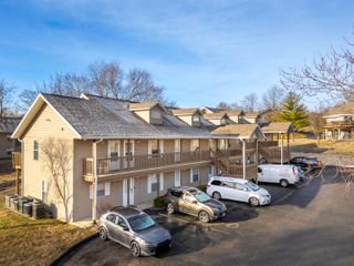 30 Fall Creek Drive, 11, Branson, MO 65616