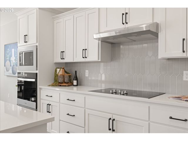 135 Se AIREDALE Ave, La Center, WA 98629