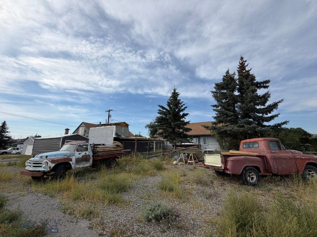 1053 & 1055 S Colorado, Butte, MT 59701 — photo 4