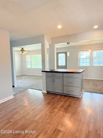 11615 Semillon Ln, Louisville, KY 40272